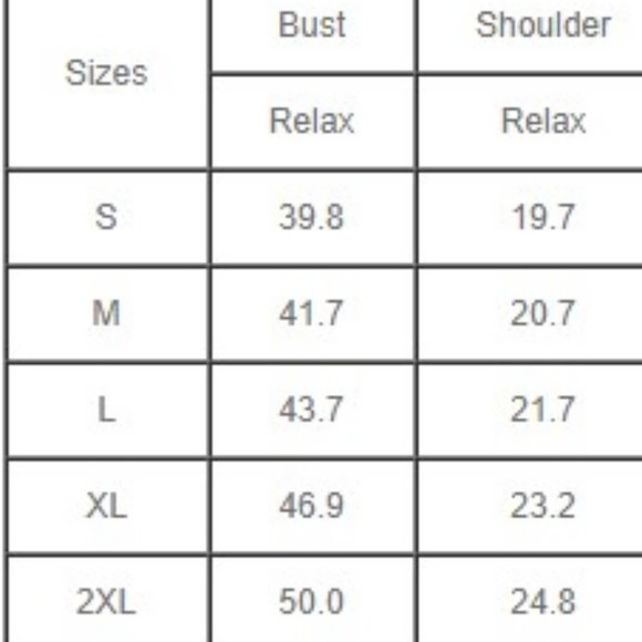 "IN A WORLD WHERE YOU CAN BE ANYTHING BE KIND" TEE SIZE SMALL 4-6 - Picture 3 of 3